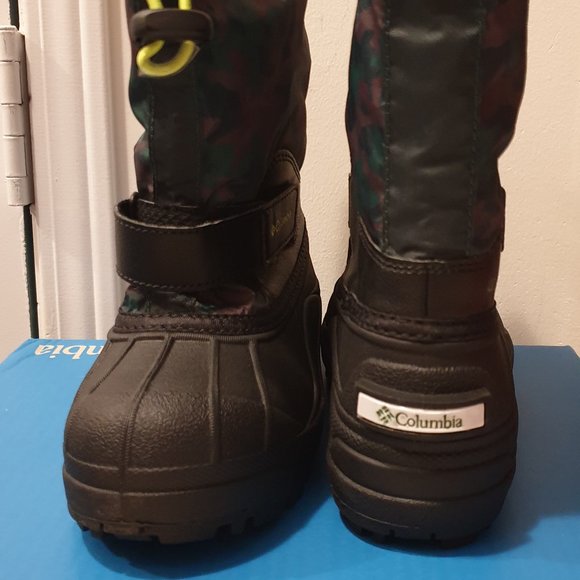 Columbia Toddler Boy's Waterproof Powderbug Forty Winter Boot - Picture 2 of 6